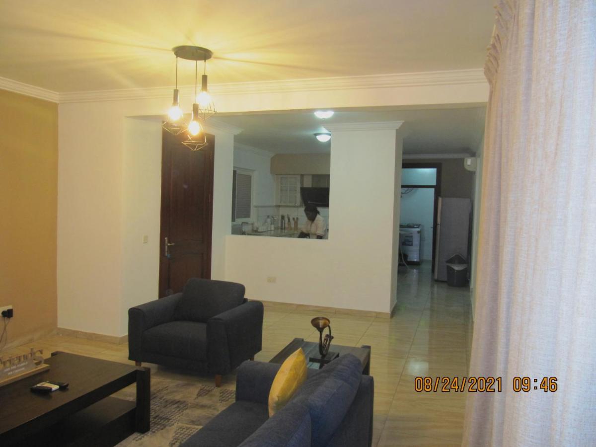 Bertha'S Court D-Plus Apartments Dzorwulu Exterior photo