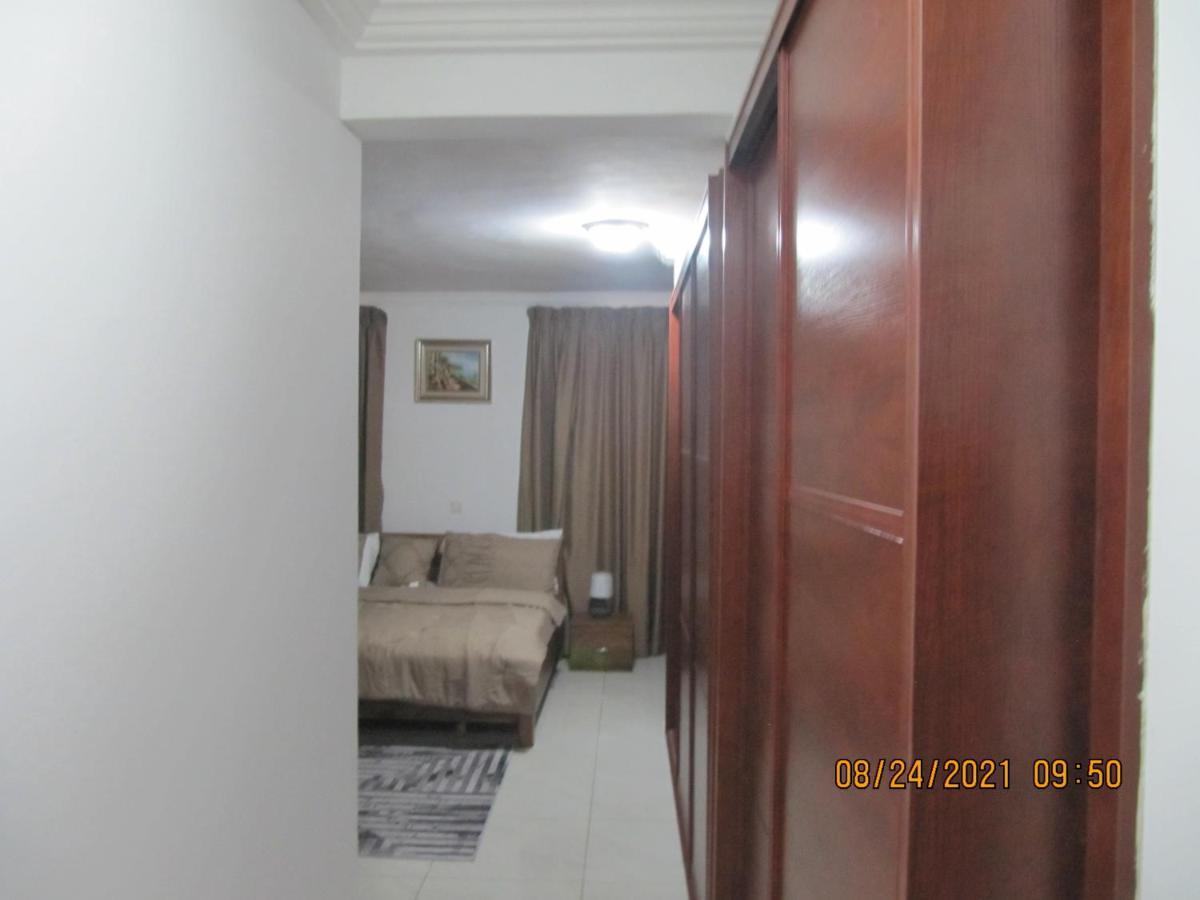 Bertha'S Court D-Plus Apartments Dzorwulu Exterior photo