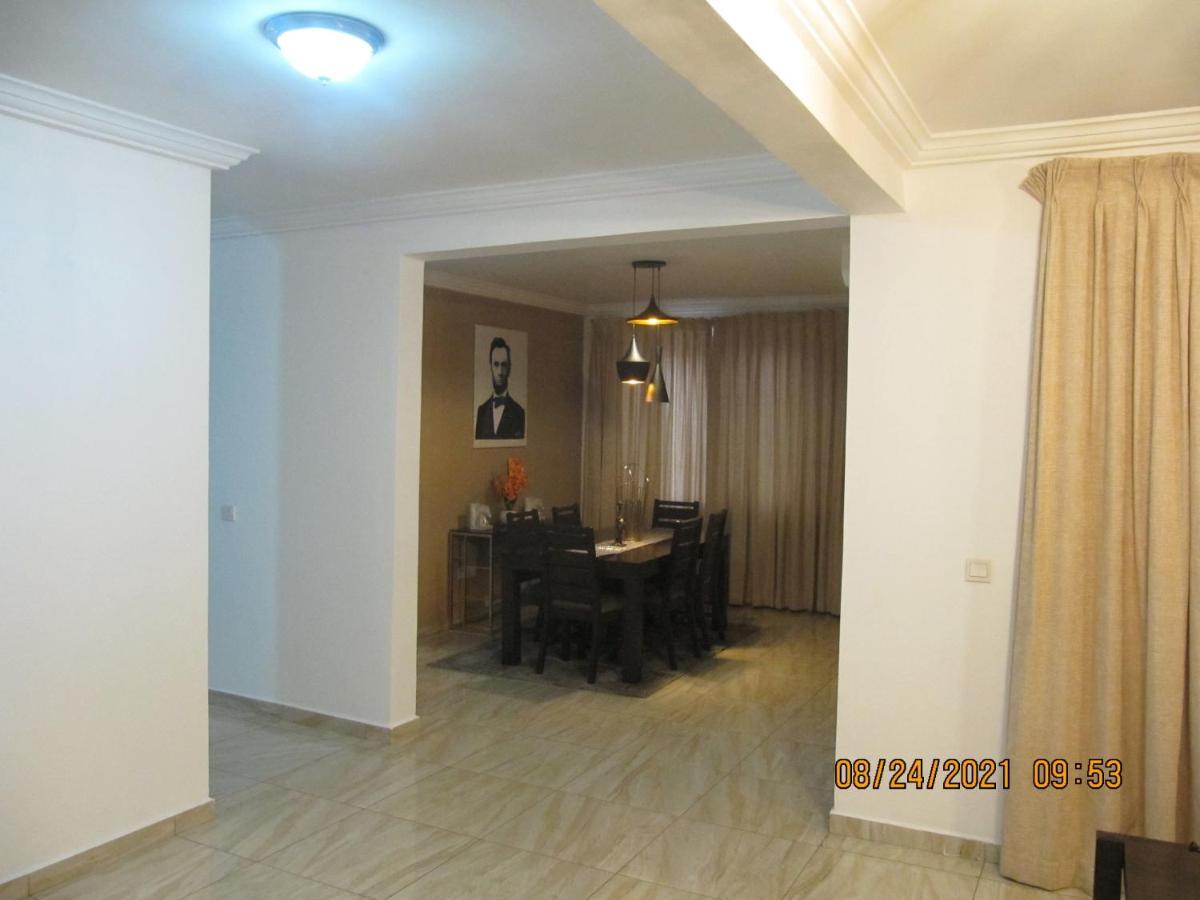 Bertha'S Court D-Plus Apartments Dzorwulu Exterior photo
